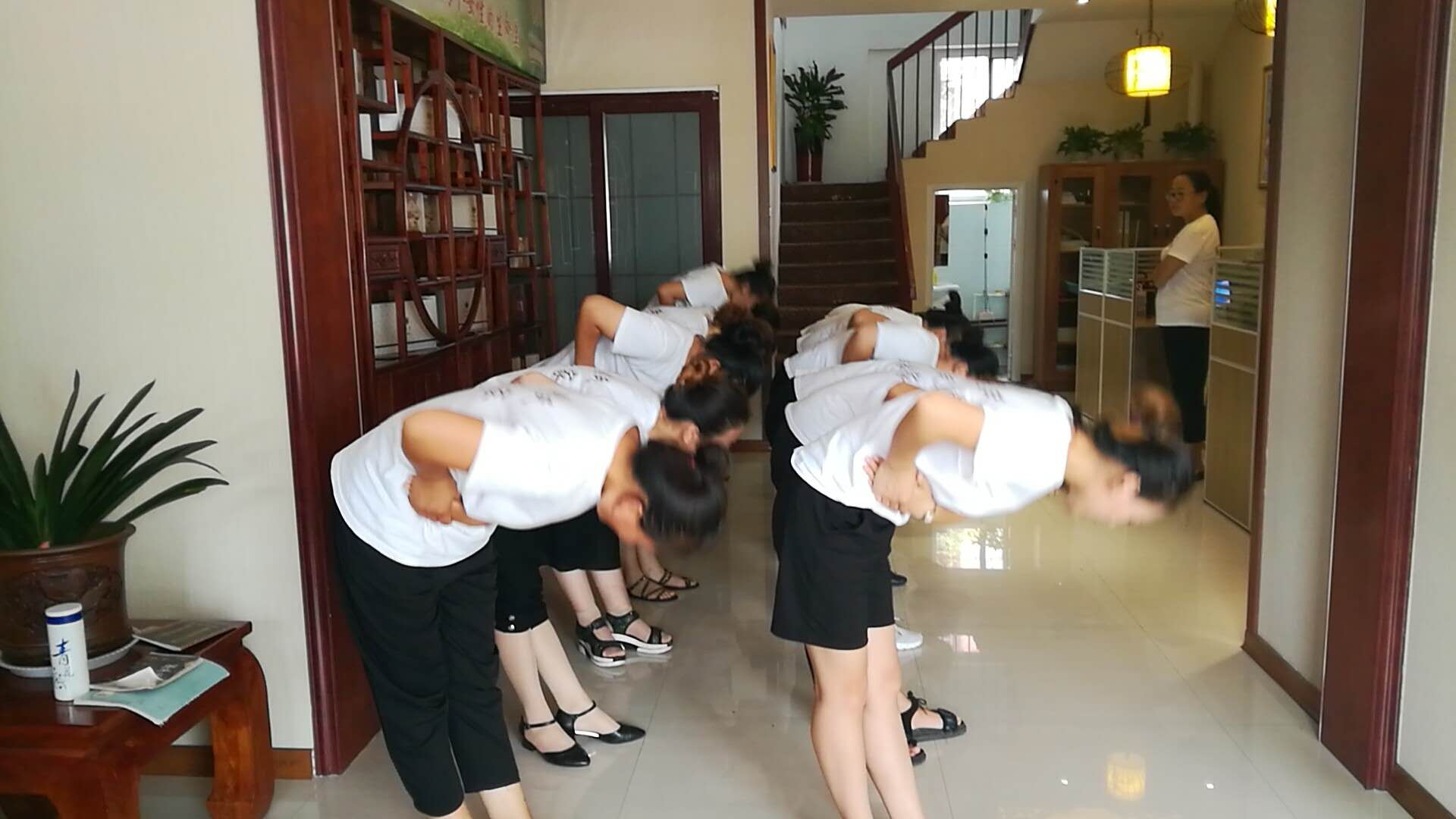 微信图片_20180712145627.jpg